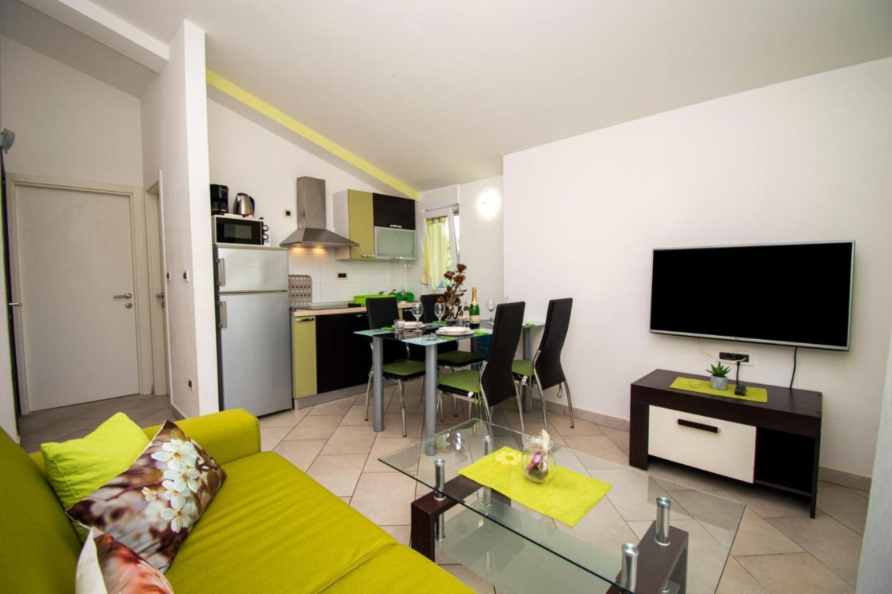 Apartments With Pool In Pula,Croatia Esterno foto